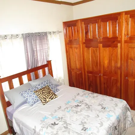 The Residence Portmore Apartments Exterior photo